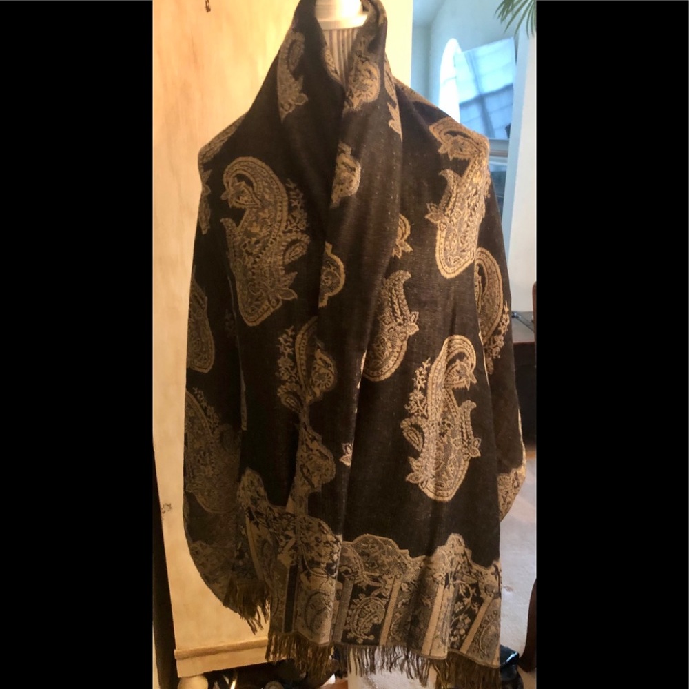 Multi-way scarf shawl tan/black color